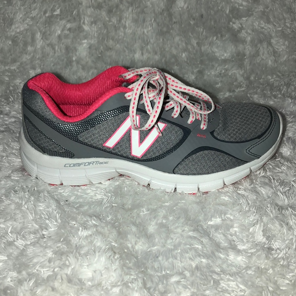 New Balance Comfort Ride Memory Sole Sz 7